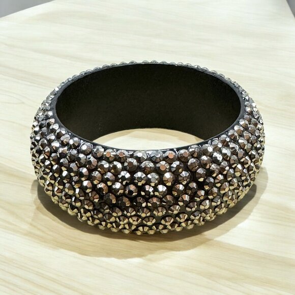 Bling Wide Bangle Bracelet Grey Faceted Stones - Picture 2 of 4